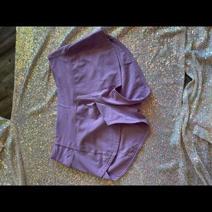 Lululemon pink 2.5 speed up shorts.
